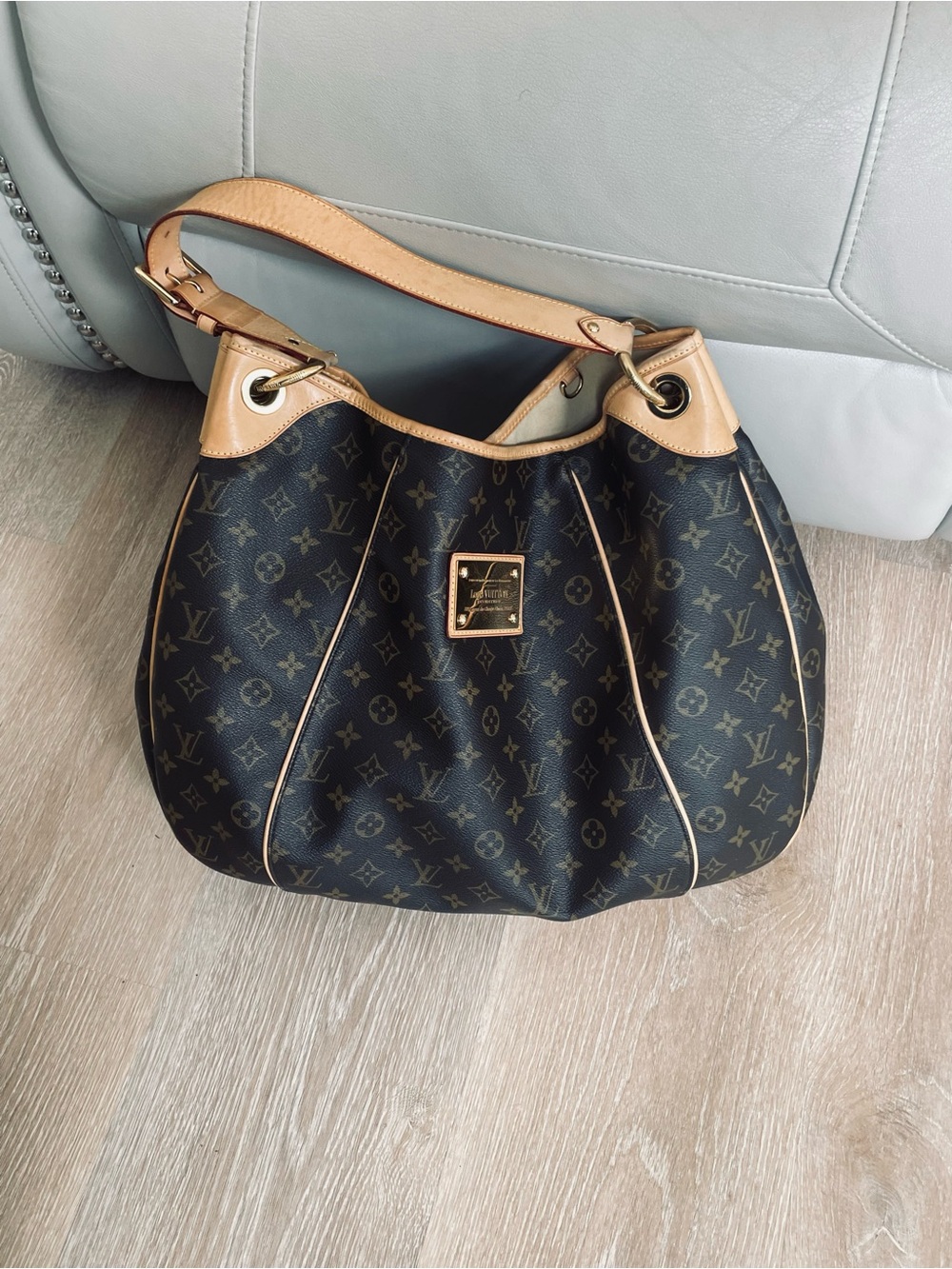 Authentic Louis Vuitton Galliera GM